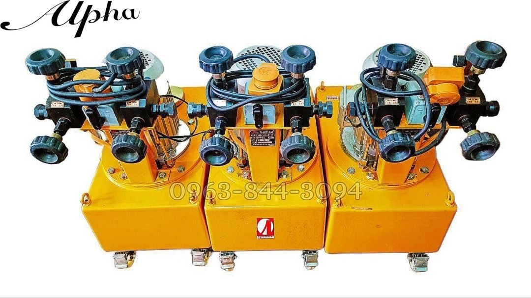 STRESSING PUMP/HYDRAULIC PUMP MACHINE (Category: Construction Tools & Equipment) located in Quezon City. Submitted by Kaithy20 (Listing ID 1233414969, Image 3). Description: 09638443094 220V HYDRAULIC PUMP MACHINE/STRESSING PUMP MACHINE PRESTRESSED MACHINE Other Accessories: !! 12HOLES ANCHOR BLOCK 12.7MM !! 3LEAVES PC GRIPS WEDGE !! BEARING PLATE OR GROUTING PLATE !! PLASTIC SLEEVE OR TRUMPET !! GALVANIZED DUCT TUBE * 65MM X 4 METERS * 70MM X 4 