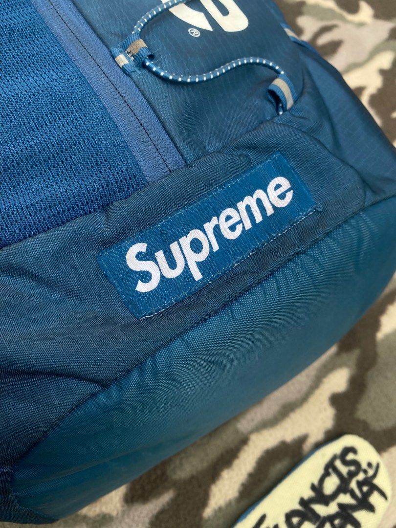 SUPREME WAIST BAG (ss17) Teal Blue, Men's Fashion, Bags, Sling Bags on  Carousell