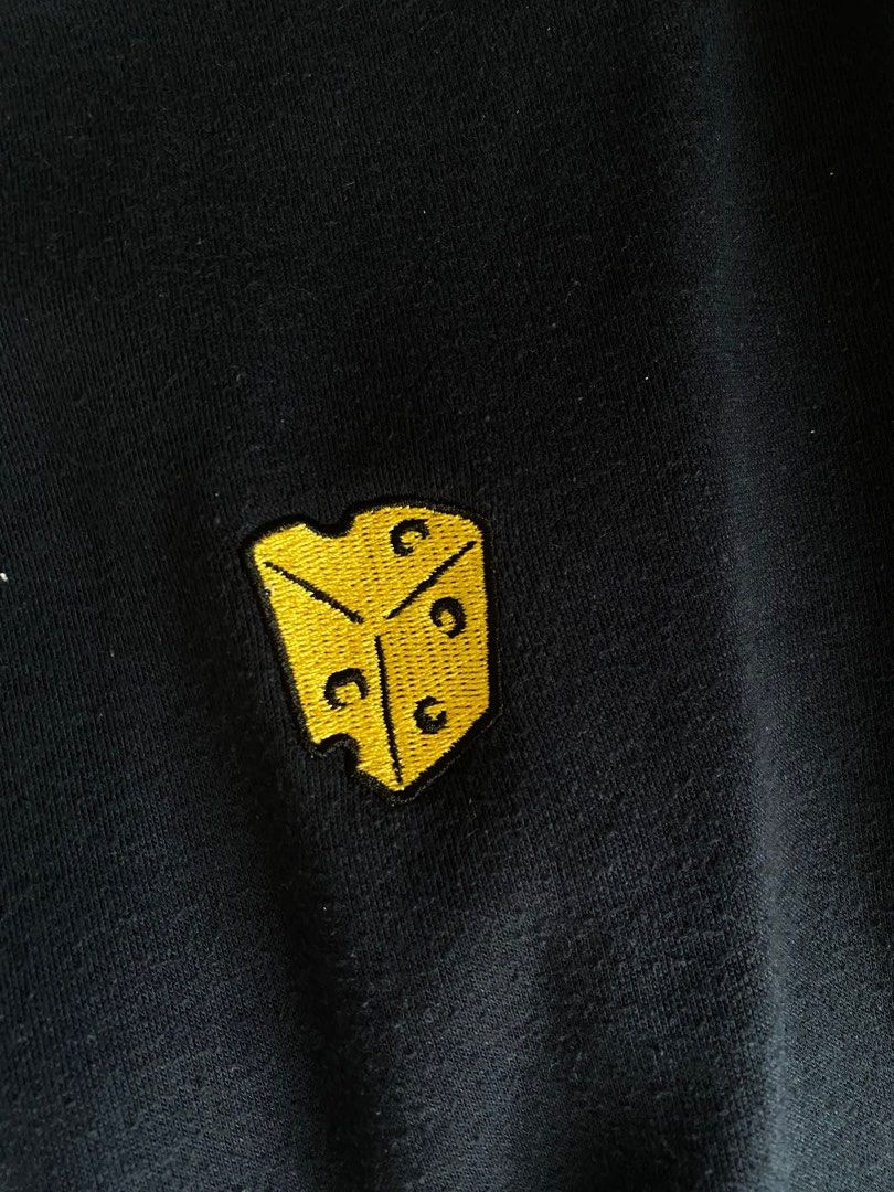 Switer, Fesyen Wanita, Pakaian Wanita, Baju Luaran di Carousell