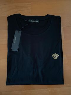 （全新）凡賽斯經典刺繡短T