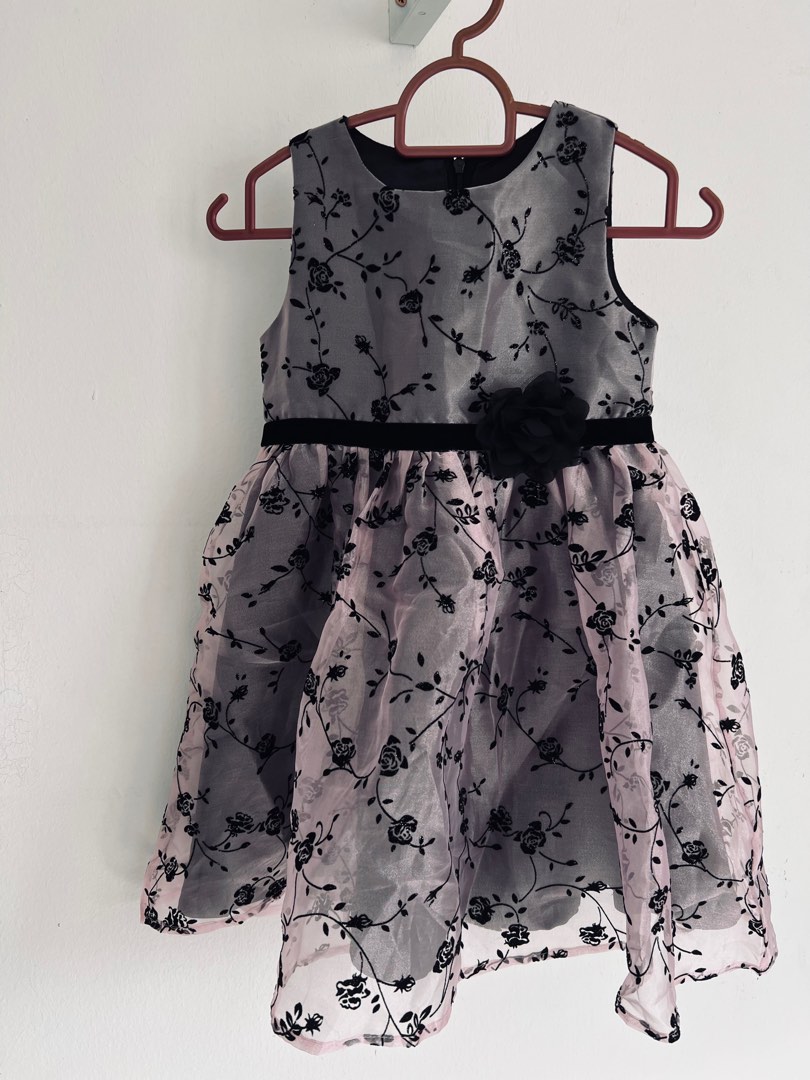 Tiny best sale girl frocks
