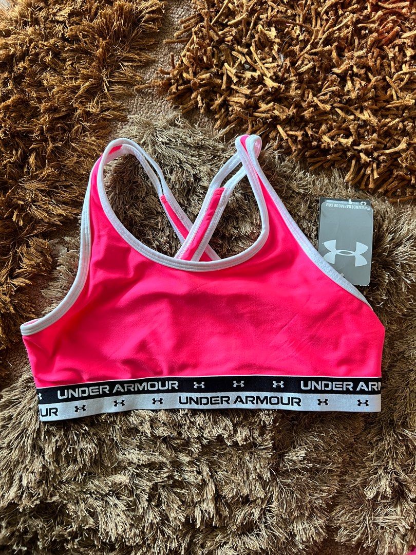Under Armour Girls Sports Bra - Colour : Cerise - Size: 13 (XL)- From  LONDON- RRP £21.99, Women's Fashion, New Undergarments & Loungewear on  Carousell