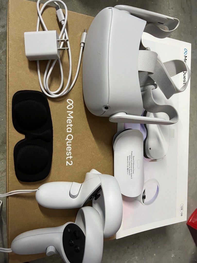 Oculus quest deals used cheap