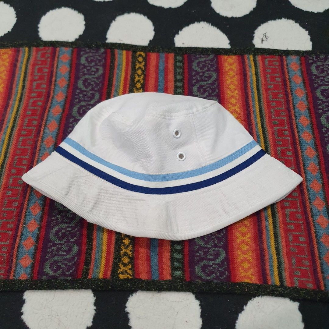 Fred perry camo bucket hat top