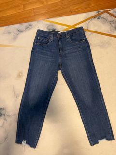 (Category: ) located in . Submitted by meimmeeks (Listing ID 1233387584, Image 1). Description: .