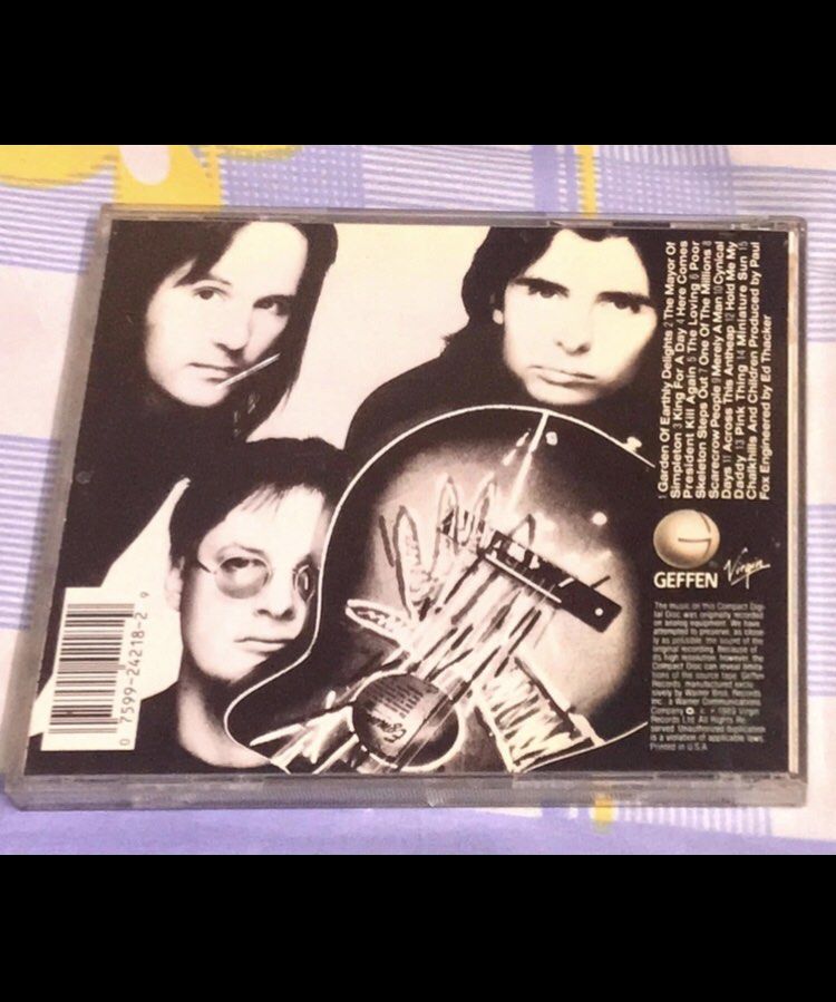 XTC - LEMONS AND ORANGES CD NEW WAVE (Category: CDs & DVDs) located in Caloocan City. Submitted by vinyl_filipinas (Listing ID 1233517563, Image 2). Description: XTC - ORANGES & LEMONS CD Genre: New Wave / Year: 1989 Catalog # 9242182 Label: Virgin Tracklist: 1. Garden Of Earthly Delights 2. Mayor Of Simpleton 3. King For A Day 4. Here Comes President Kill Again 5. The Loving 6. Poor Skeleton Steps Out 7. One Of The Million 8. Scarecrow People 9.
