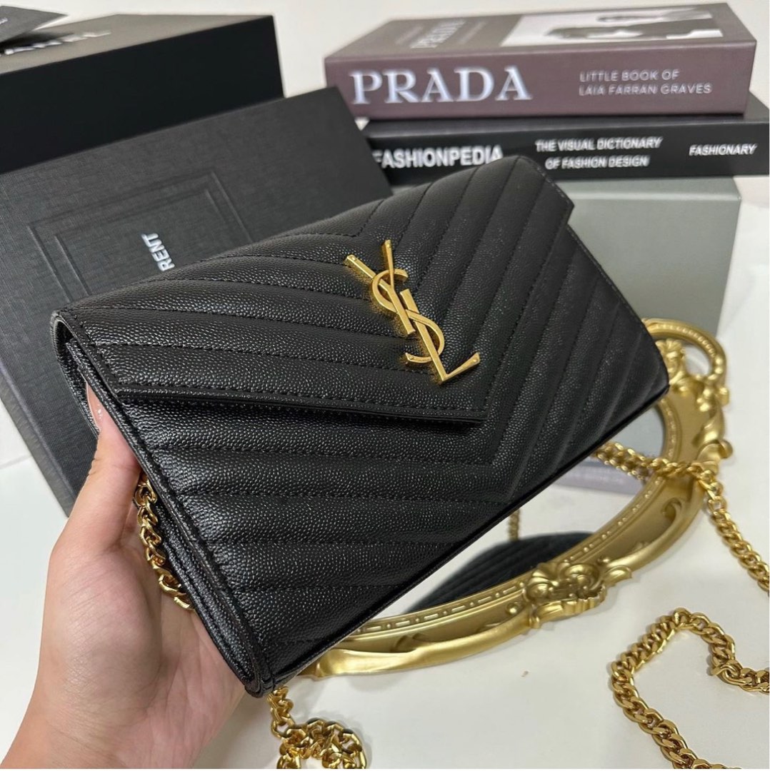 YSL Wallet on Chain on Carousell