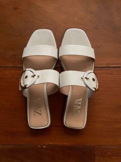 (Category: ) located in . Submitted by anniescloset21 (Listing ID 1233550867, Image 1). Description: .