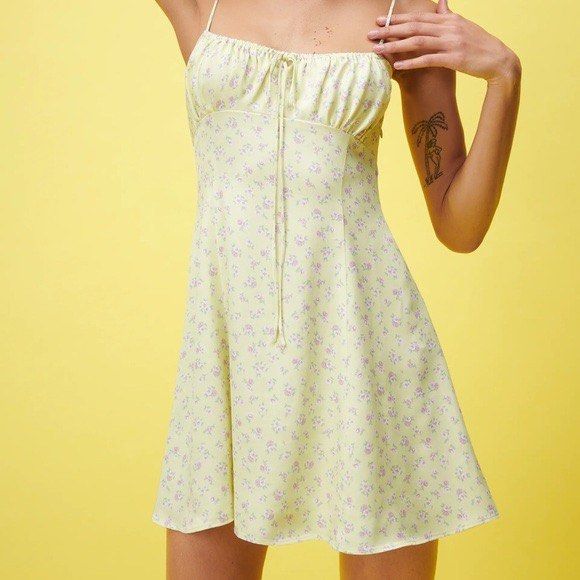 Yellow mini dress zara on sale