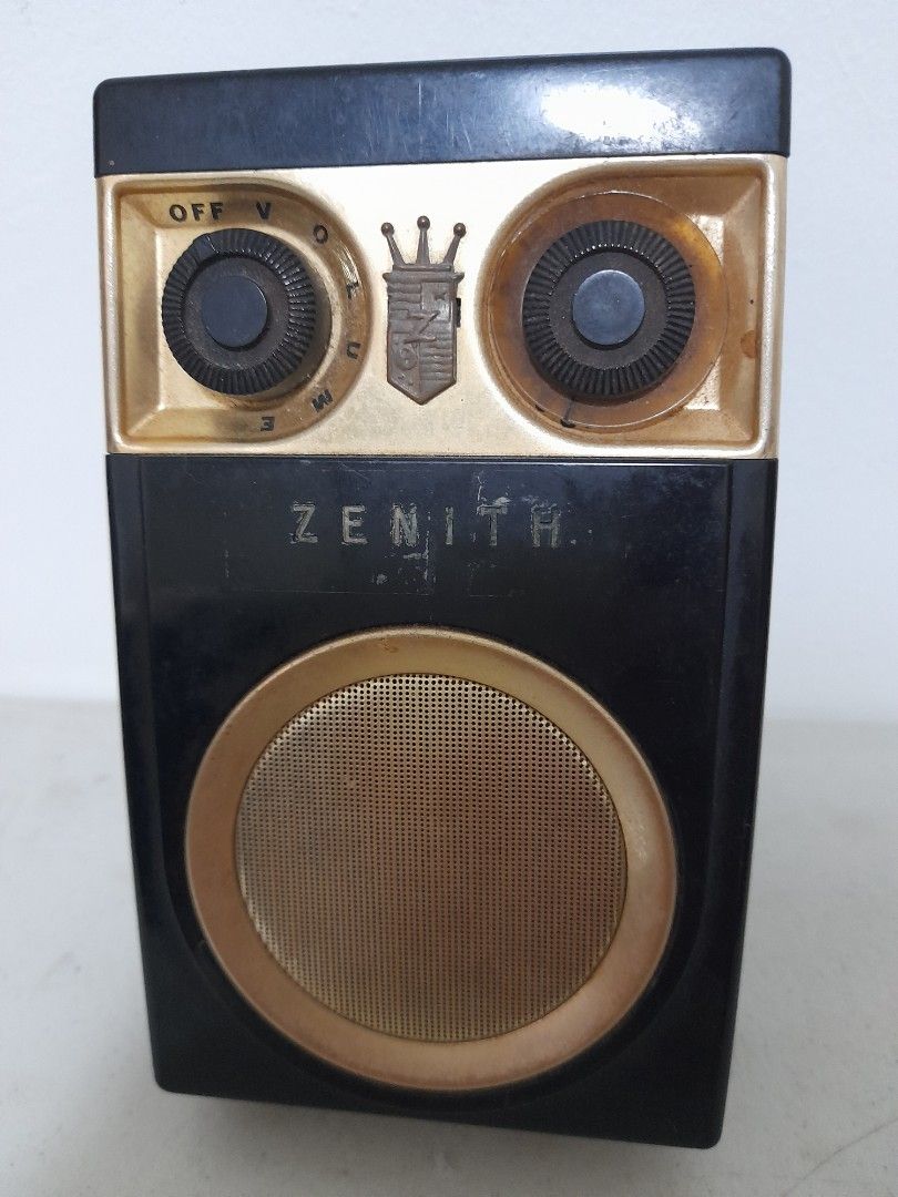 ZENITH ROYAL 500 Deluxe Long Distance All Transistor Radio EUR 189,31 - ES