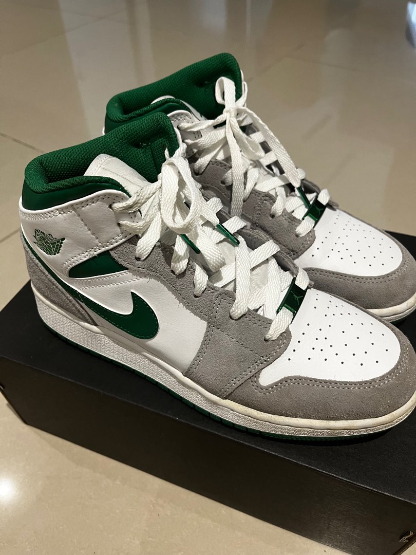 Air jordan 1 mid se 2025 junior