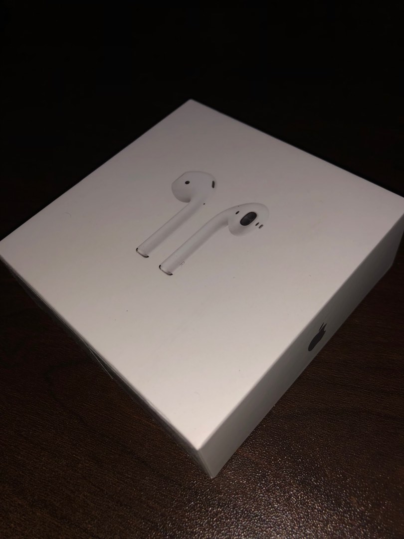 Apple AirPod 1st Gen (Left AirPod only) on Carousell
