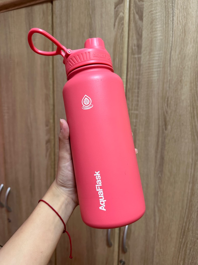 AQUAFLASK 32oz FLAMINGO, Furniture & Home Living, Kitchenware