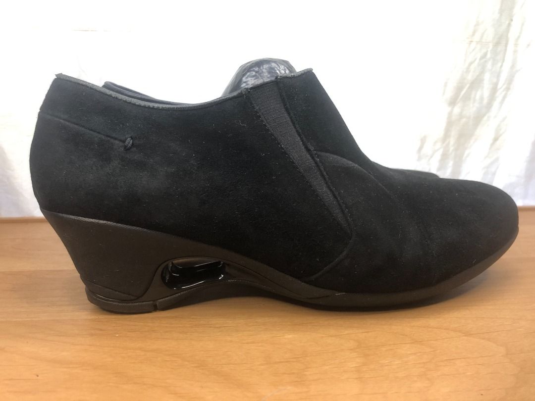 Aravon booties hot sale