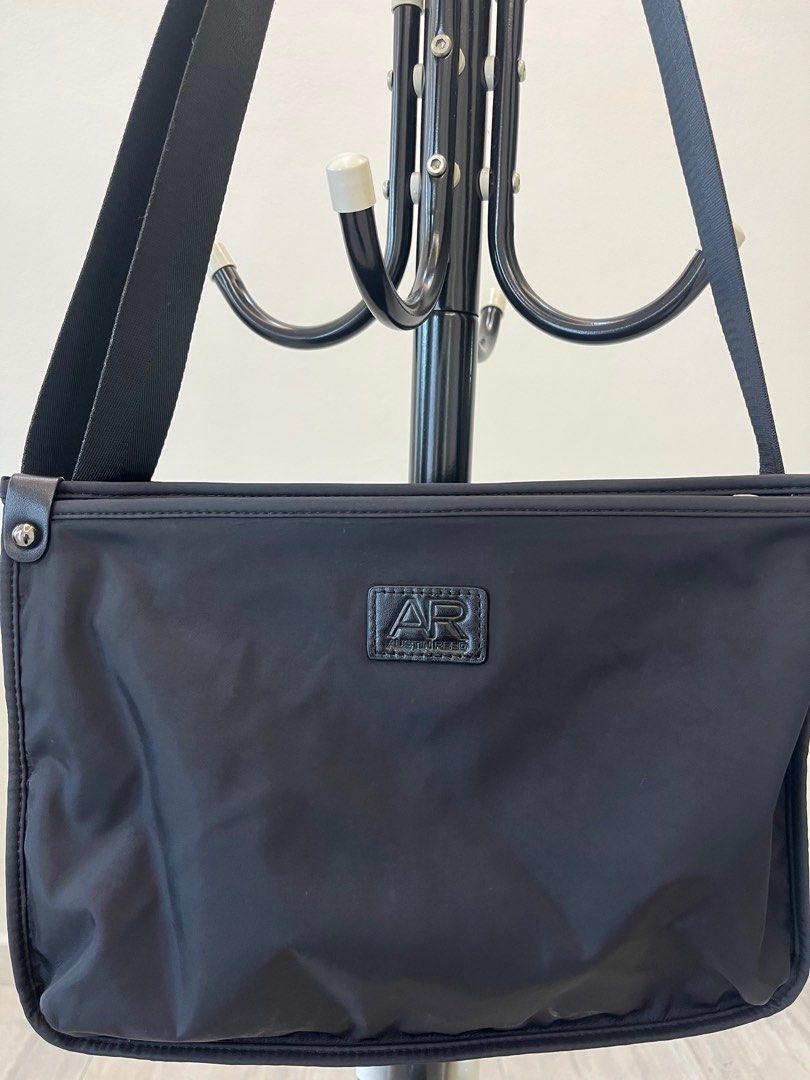 Austin reed sling shop bag