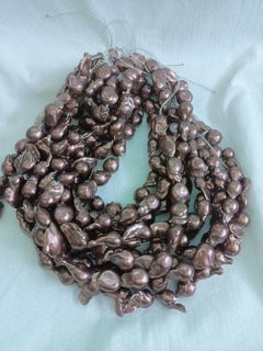 Baroque fresh water pearl