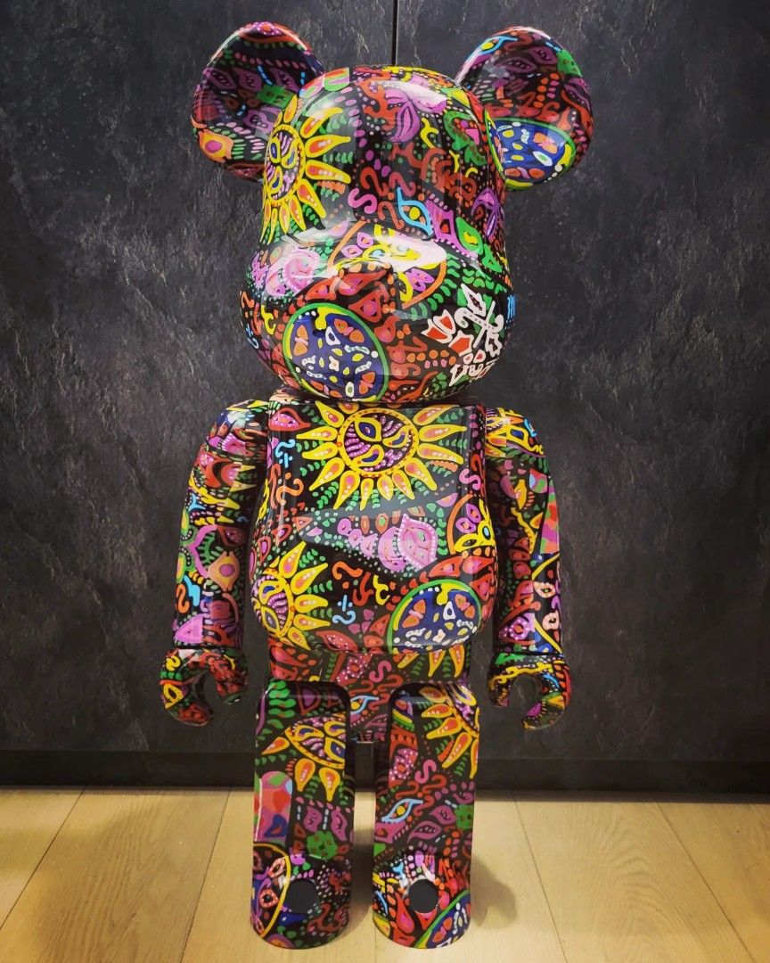 4隻bearbrick hide 1000% yellow heart,black heart,電鍍gold
