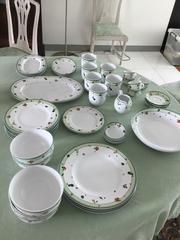 Beautiful tableware set from Vietnam Minh Long Fine