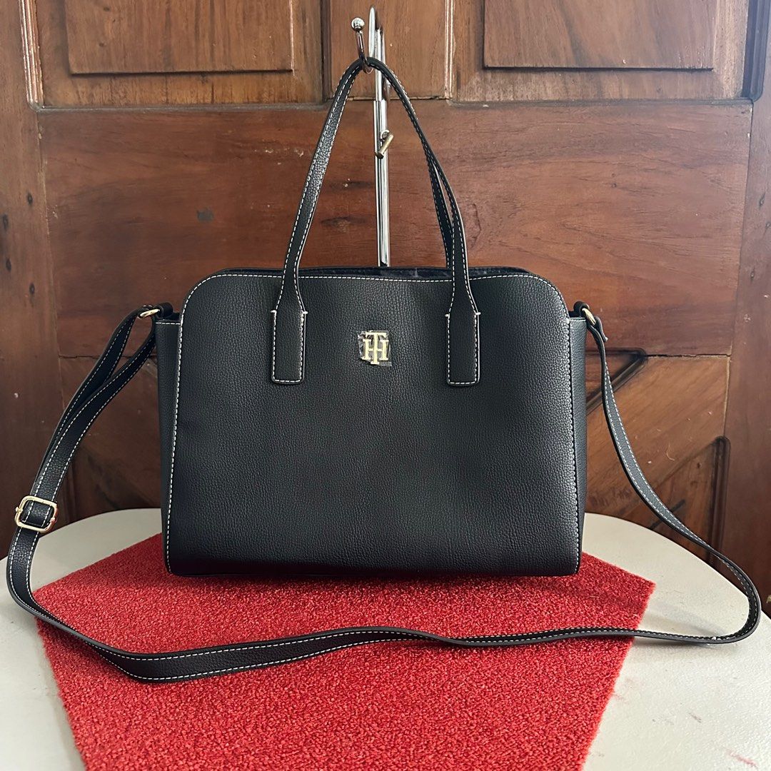 Ladies tommy hilfiger bag top