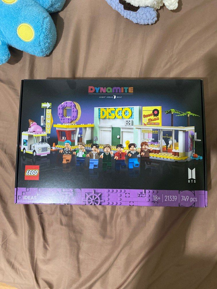 BTS Lego Dynamite set (Category: Lego & Building Sets) located in Quezon City. Submitted by carlasells (Listing ID 1233653812, Image 1). Description: Opened box but never built Bought for 7,299.