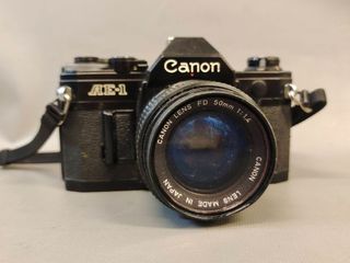 經典Canon AE-1底片機零件機+FD 50mm 1.4鏡頭(商業空間.居家擺飾.電影道具)