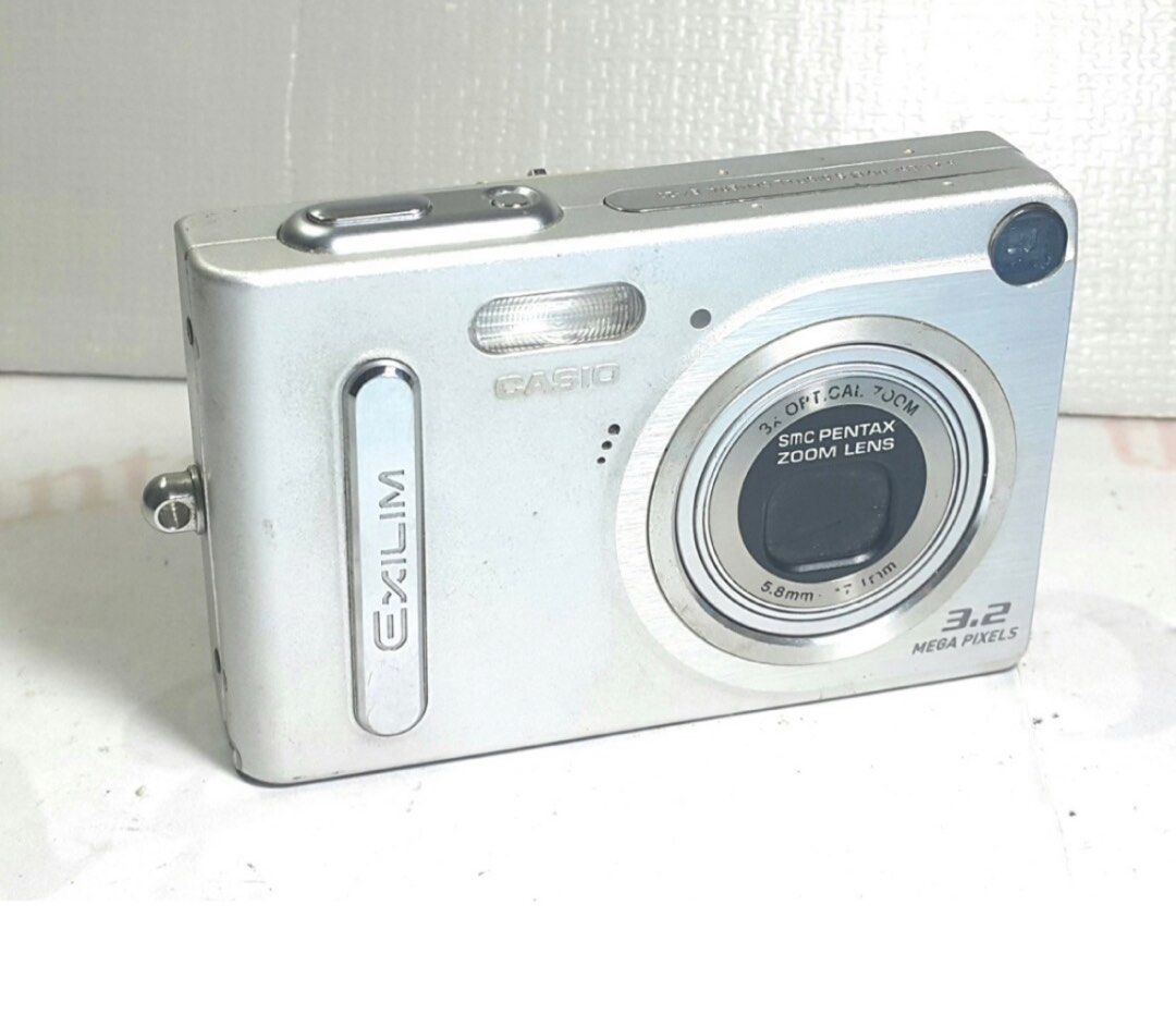 Casio Exilim Z3 Digital Camera (Category: Cameras) located in Calamba. Submitted by fromynes (Listing ID 1233685494, Image 1). Description: Originally bought for 3000 (2800 + ₱200 sf and charger) Sample pics are mine Comes with Charger & 1MB SD card Can send a video upon request Lady owned No other issues than super minimal hair scratches.