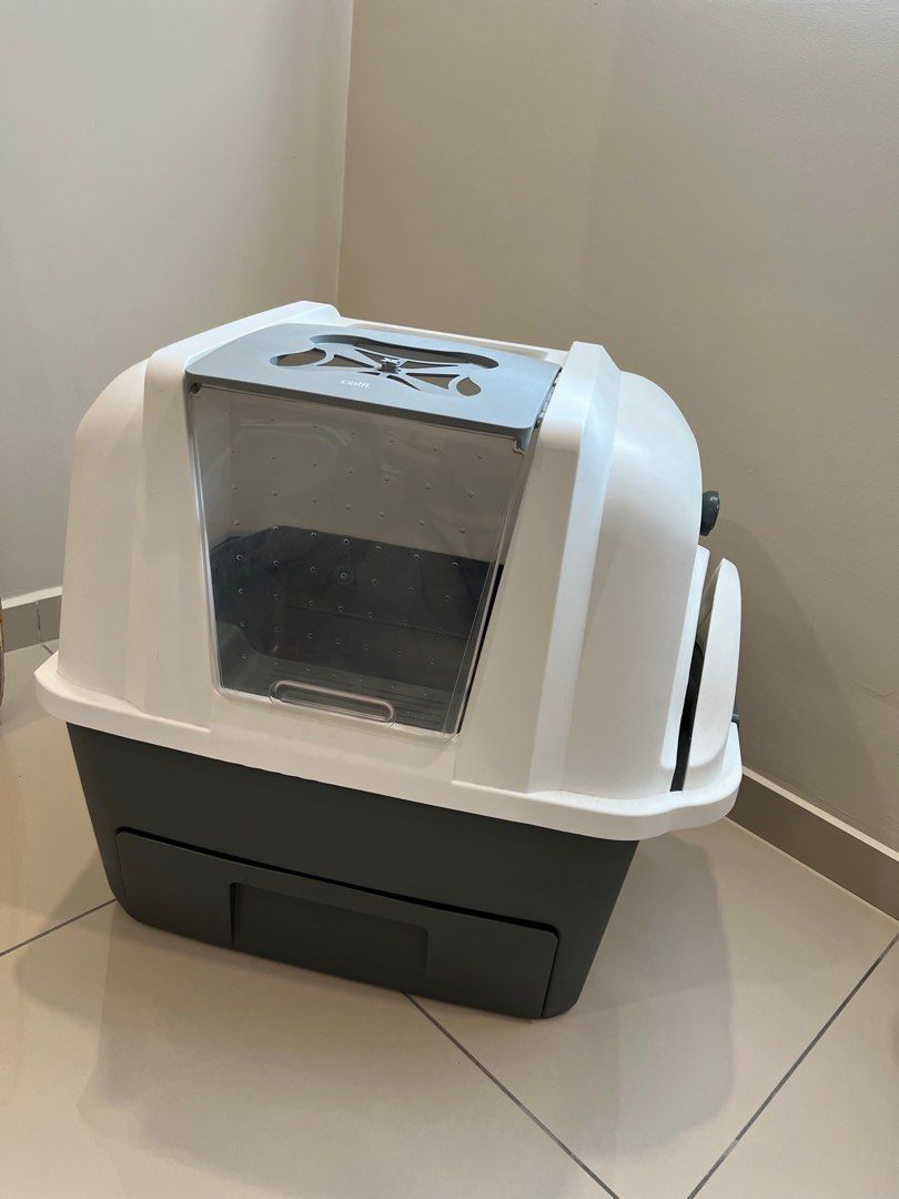 Catit SmartSift Litter box with plastic bag on Carousell