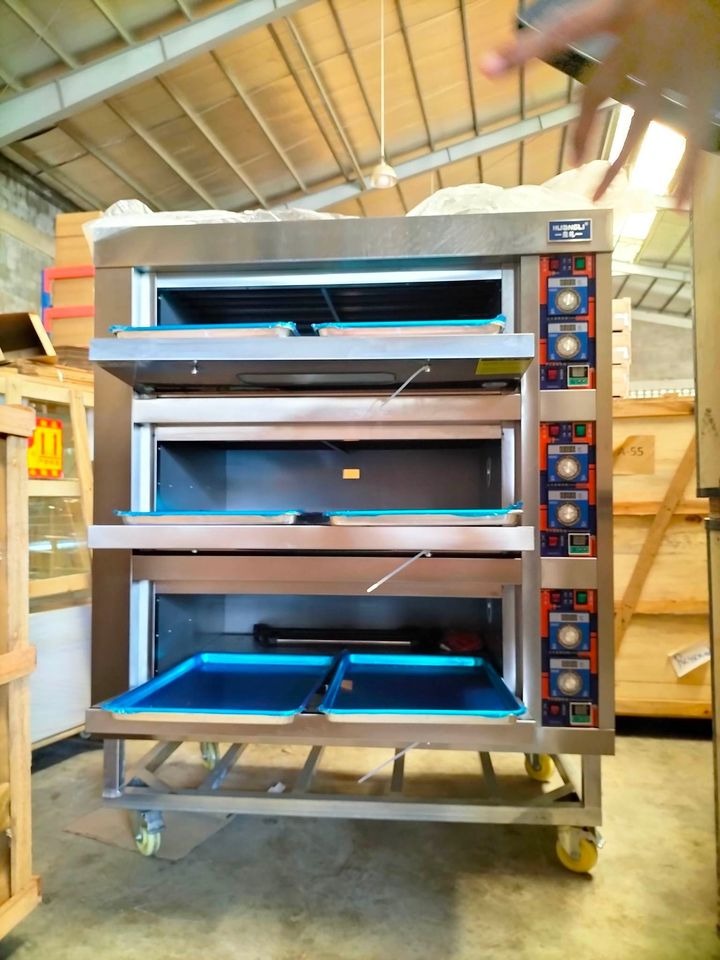 Commercial Heavy duty Electric Oven 3 layers oven with 6 plates ( EPA