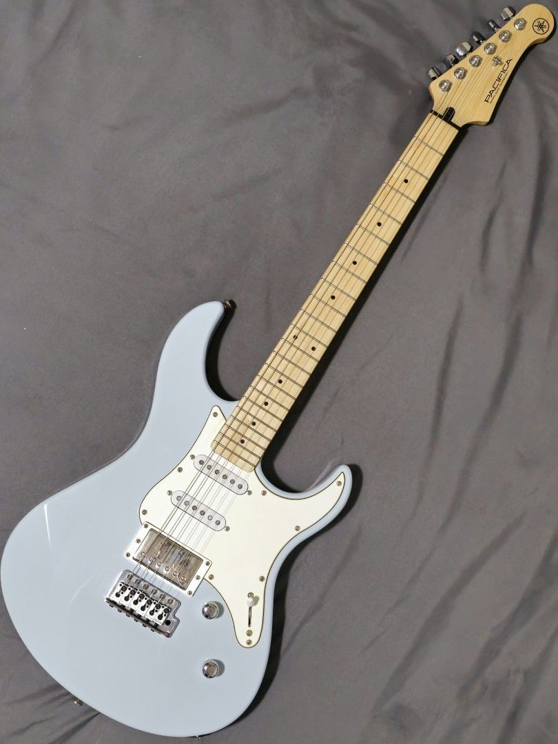 Sale Yamaha Pacifica 112VM Ice Blue Stratocaster Customized