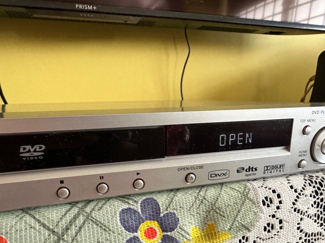 DVD player, DVD player with karaoke, Amplifier & Karaoke mixer, Audio