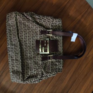 (Category: ) located in . Submitted by jjoie (Listing ID 1233628986, Image 1). Description: .