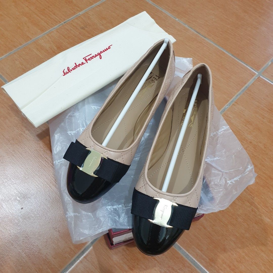 ferragamo vara quilted pump