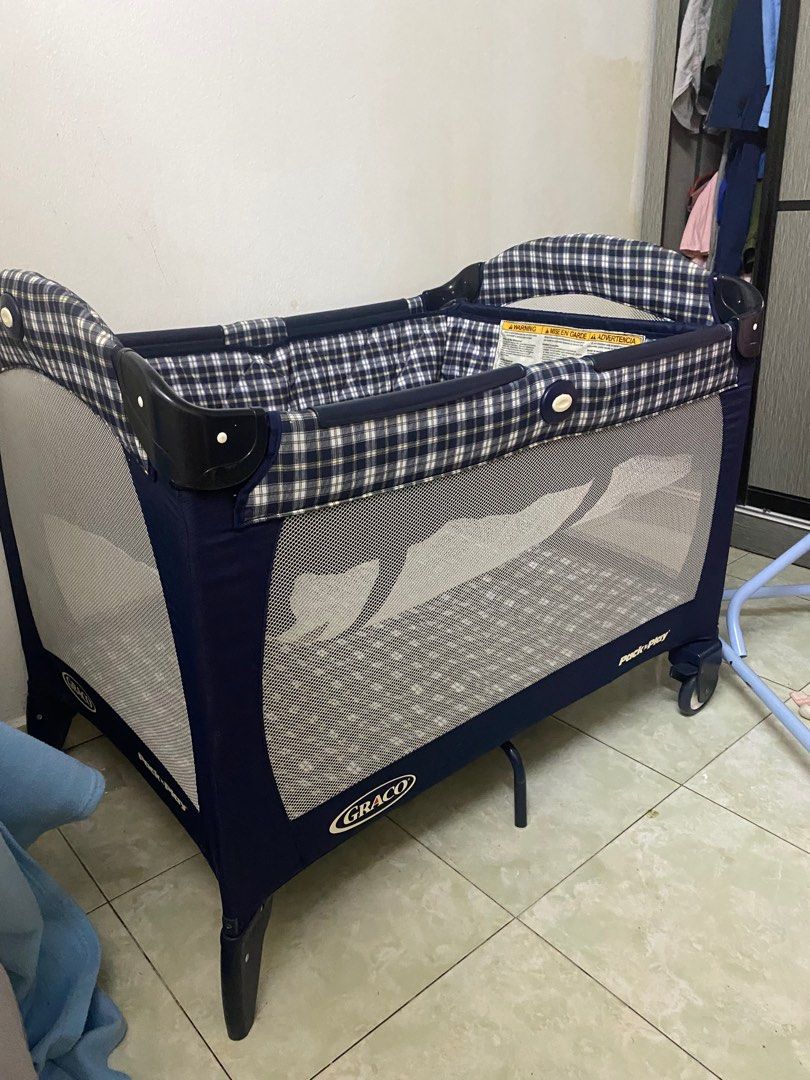 Mickey mouse pack and play graco online