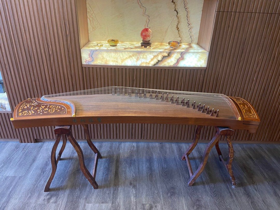 Guzheng, Hobbies & Toys, Music & Media, Musical Instruments on Carousell