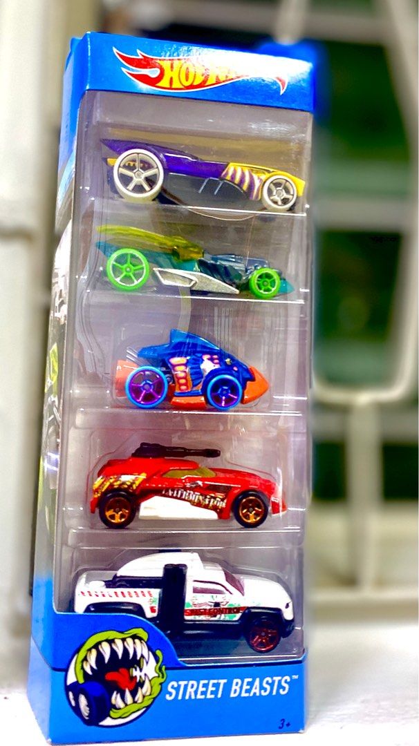Hot Wheels Street Beasts '69 Camaro #88 – Colore Marrone, Edizione 2011, Nuovo