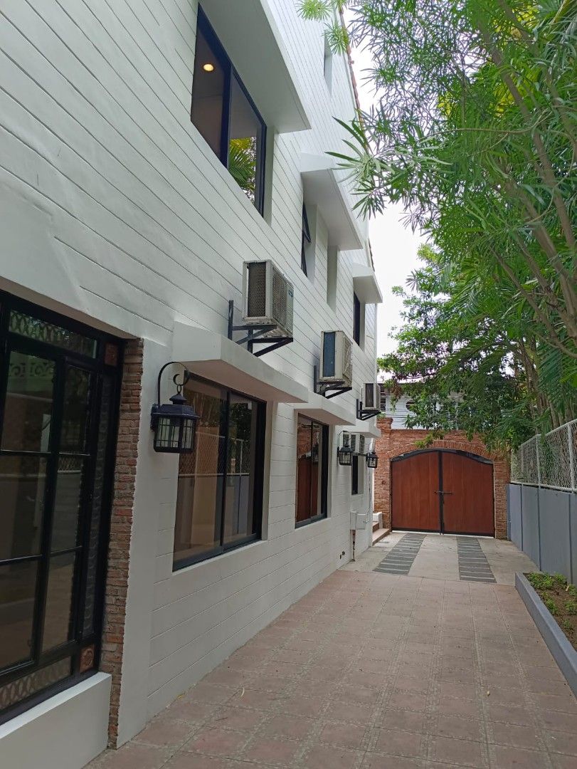 House and lot for rent in Ayala Alabang Muntinlupa City, Property