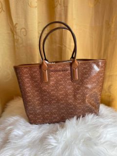 MICHAEL KORS Collection item 1