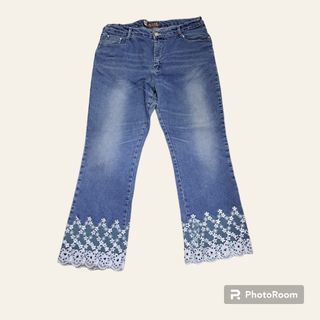 Jeans wanita