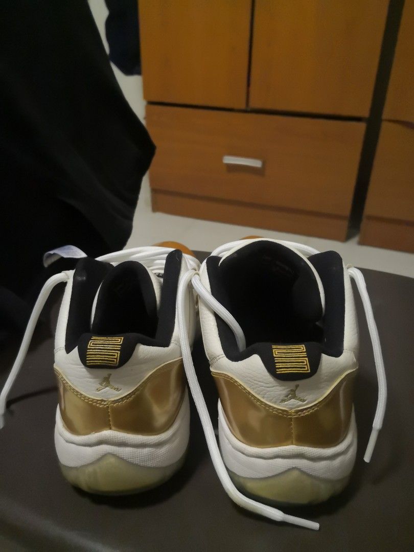 Air jordan 11 sales low closing ceremony