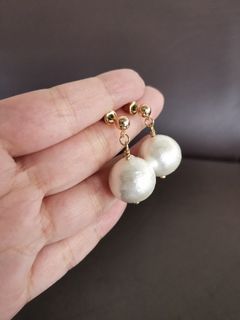 Lightweight faux pearl earrings