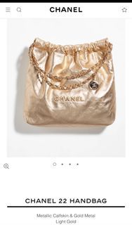 Limited edition Chanel 22 tote bag in gold in small size