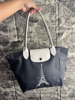 (Category: ) located in . Submitted by ambersprelovedfinds (Listing ID 1233319420, Image 1). Description: .