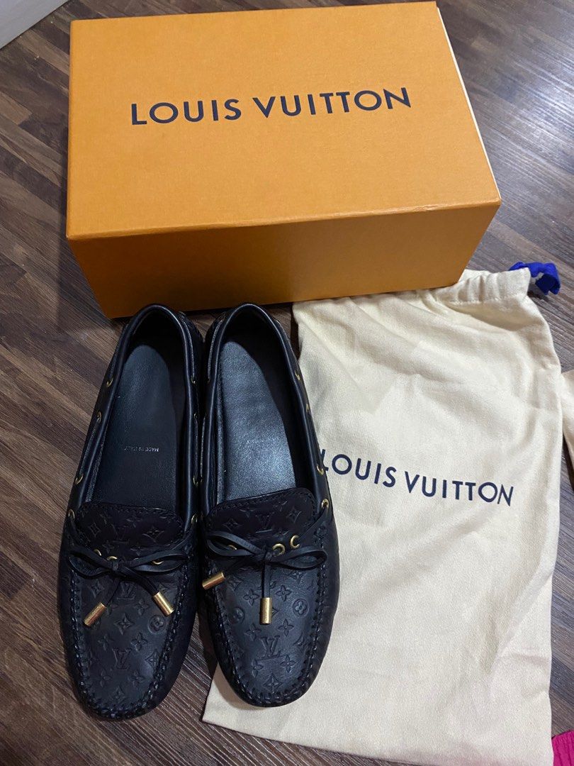 Louis Vuitton Gloria Flat Loafer In Nude