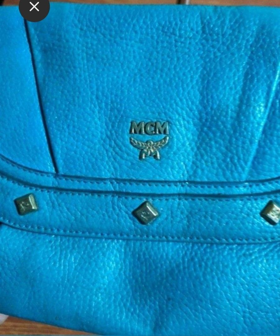 Mcm (Category: Luxury Bags & Wallets) located in Manila. Submitted by alilongthrift (Listing ID 1233634384, Image 3). Description: For sale Price + sf Mcm ykk zip coded issue check mga last pic from korea 🇰🇷 source Pm for more details MOP : Gcash/Bank transfer Courier : Lbc (COP) or kung around metro manila lang po pwede natin lalamove or speedy Location : Makati city.