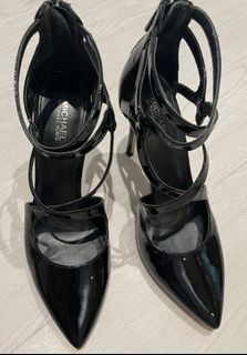 (Category: ) located in . Submitted by closets_loves (Listing ID 1233605193, Image 1). Description: .