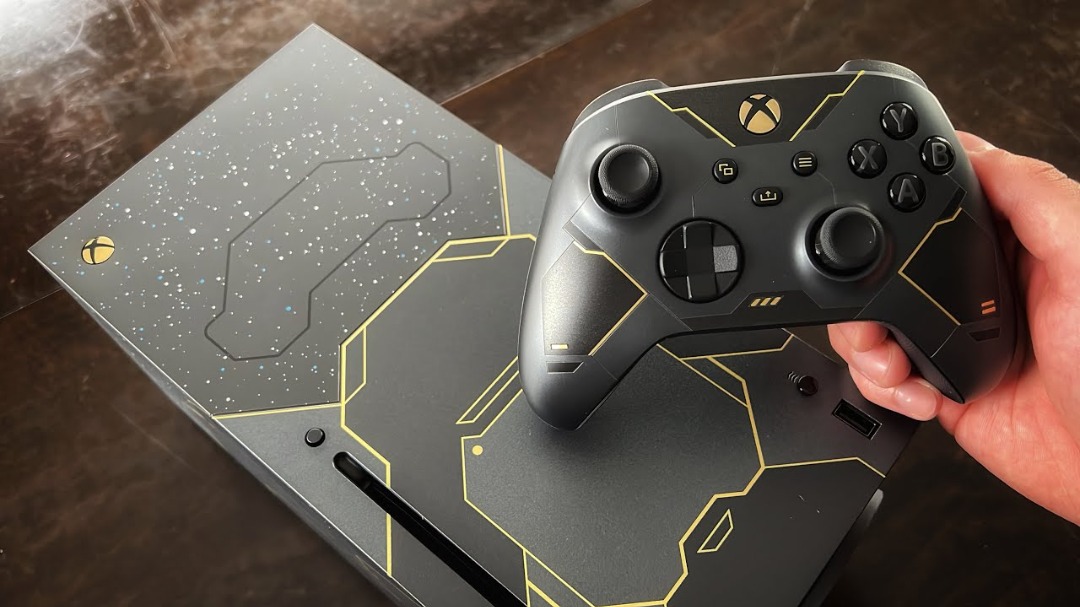 Microsoft Xbox Series X Halo Infinite Limited Edition 1TB Black Console, Video Gaming, Video