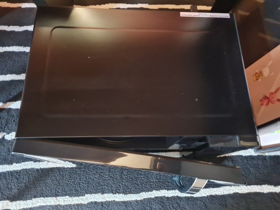 Midea 23L Microwave Oven AM823ABV, Furniture & Home Living, Kitchenware ...