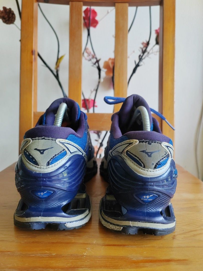 Mizuno wave sale prophecy uk