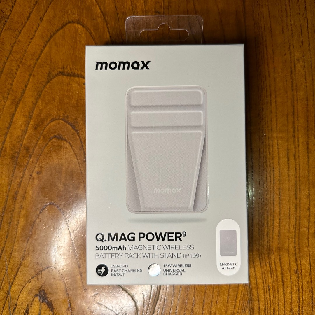 Momax Q.Mag Power 9 Magnetic Wireless Charging Powerbank with Stand ...