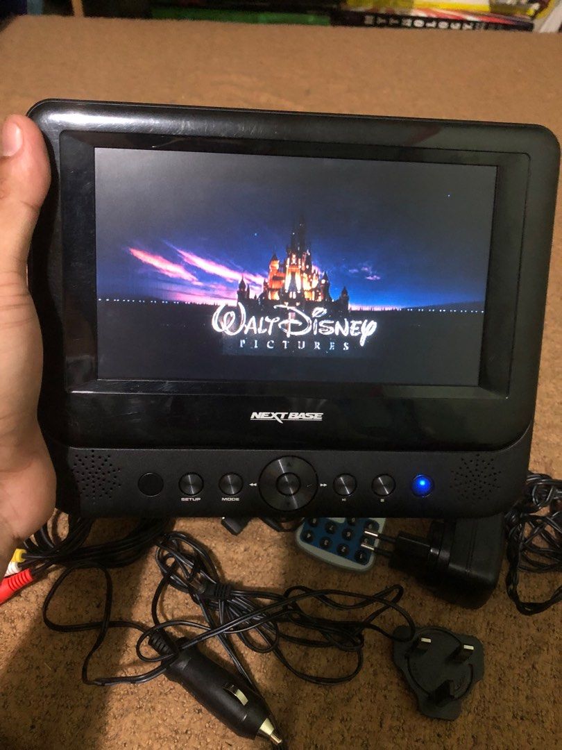 Nextbase portable dvd player complete set on Carousell